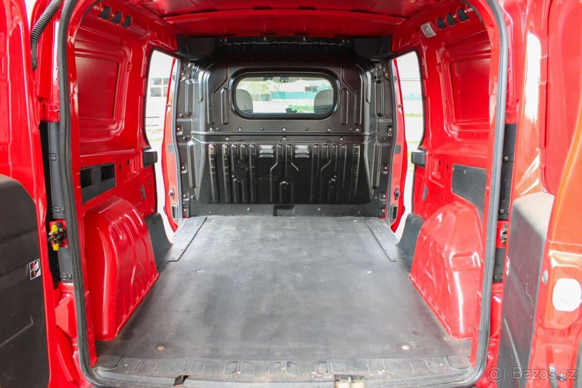 2017 Fiat DOBLO - 12
