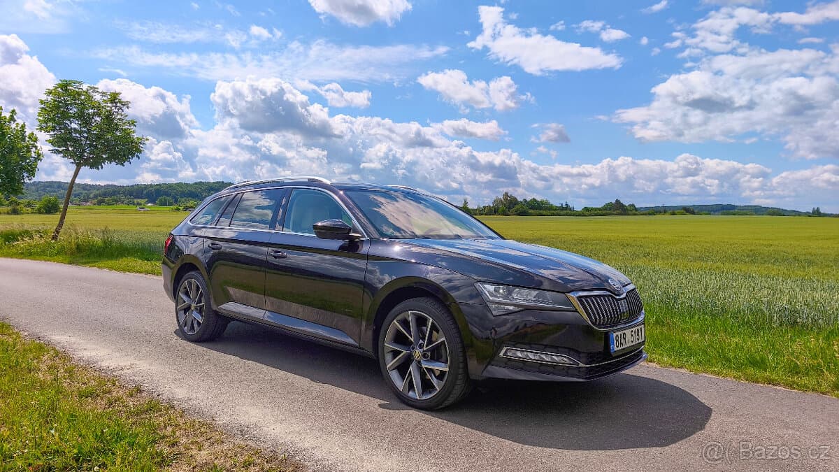 2021 Škoda SUPERB - 12