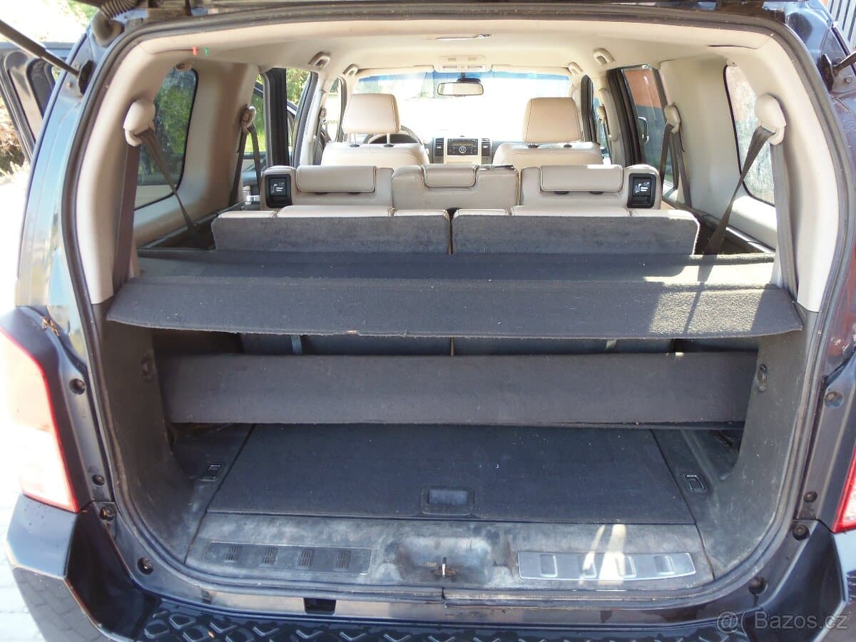2009 Nissan PATHFINDER - 12