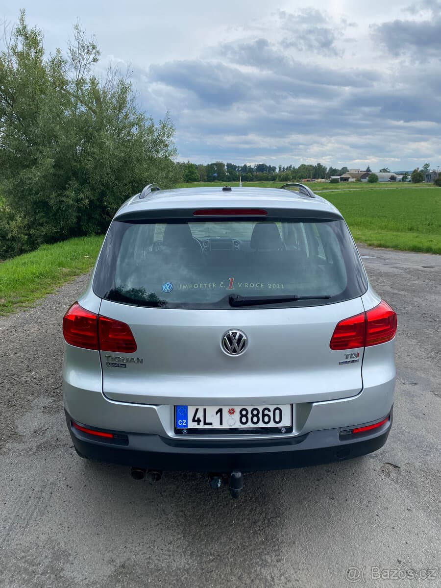 2012 Volkswagen TIGUAN - 12