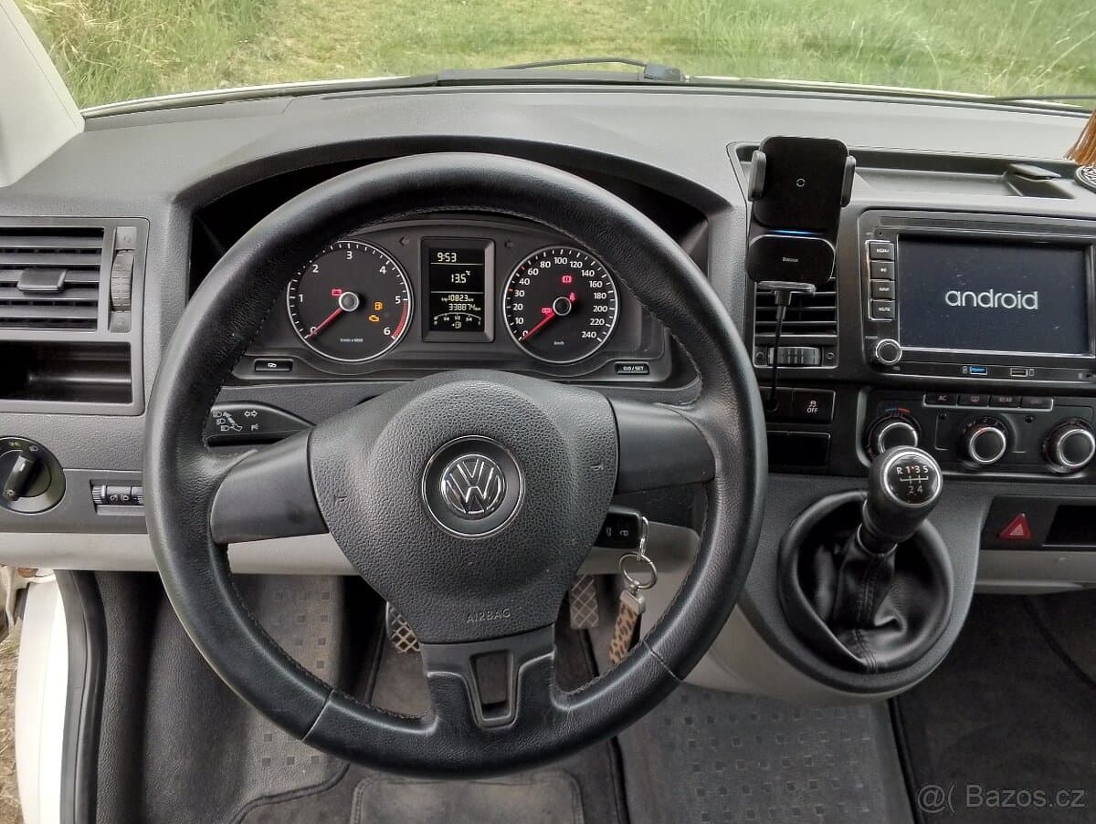 2010 Volkswagen CARAVELLE - 12