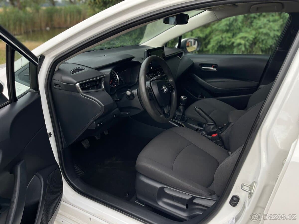 2023 Toyota COROLLA - 12