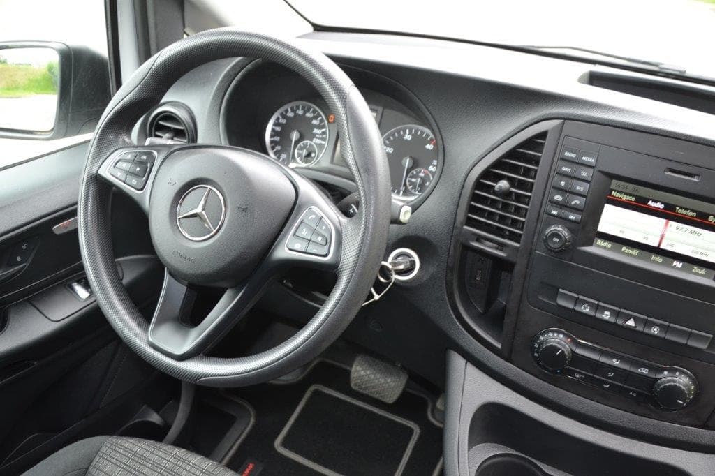 2019 Mercedes-Benz VITO - 12