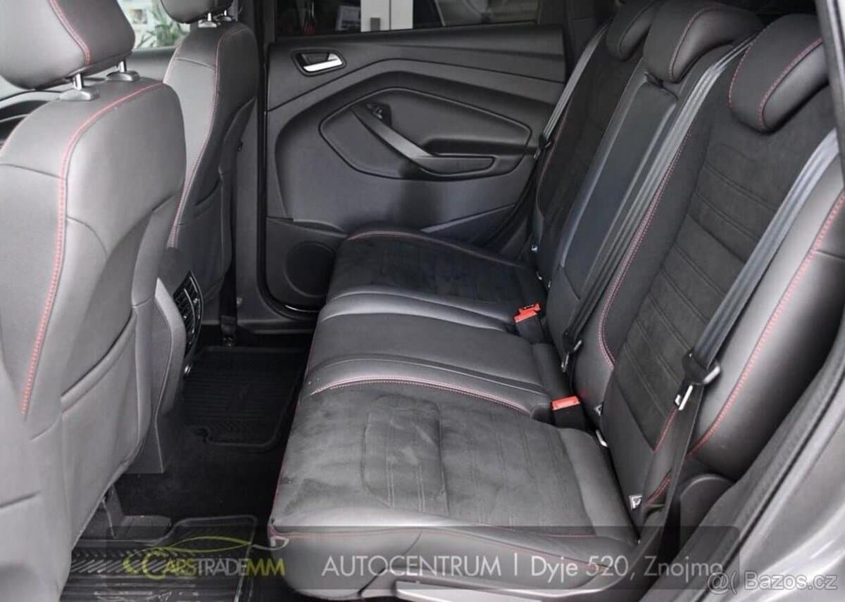 2018 Ford KUGA - 12