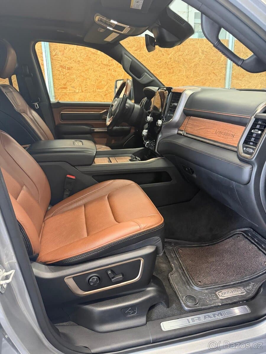 2022 RAM 1500 - 12