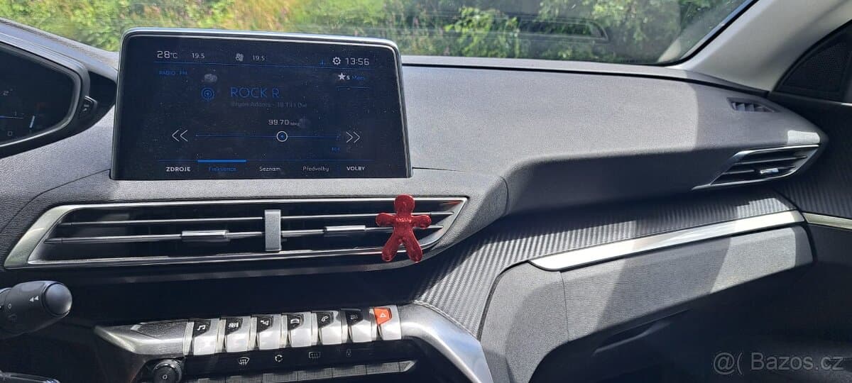 2018 Peugeot 3008 - 12