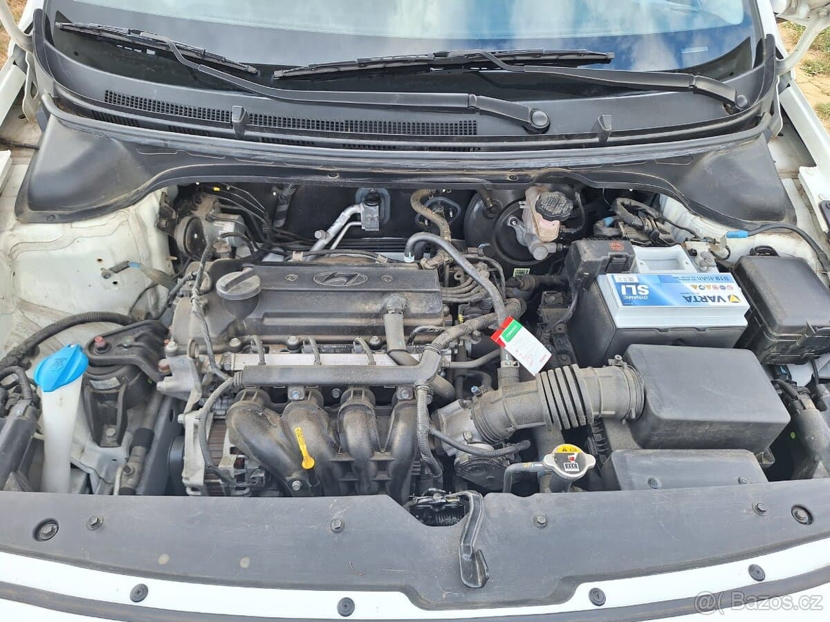 2017 Hyundai i20 - 12