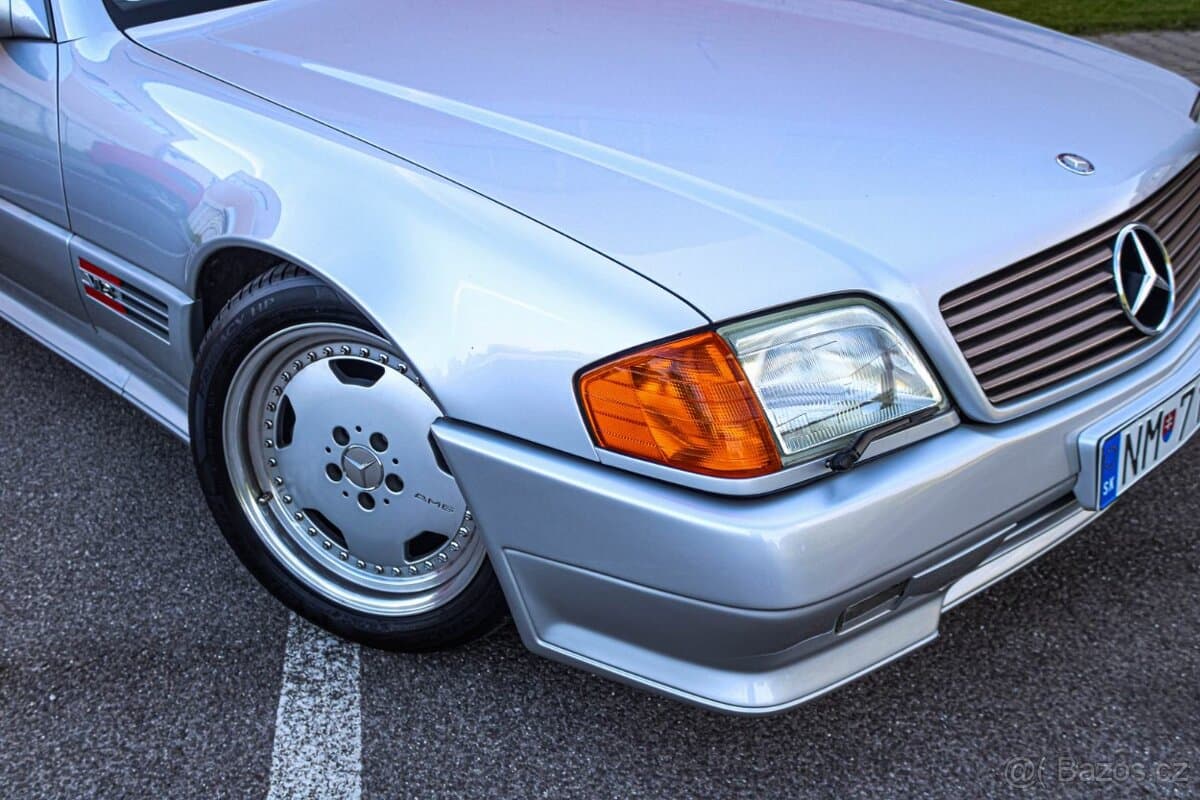 1993 Mercedes-Benz SL - 12