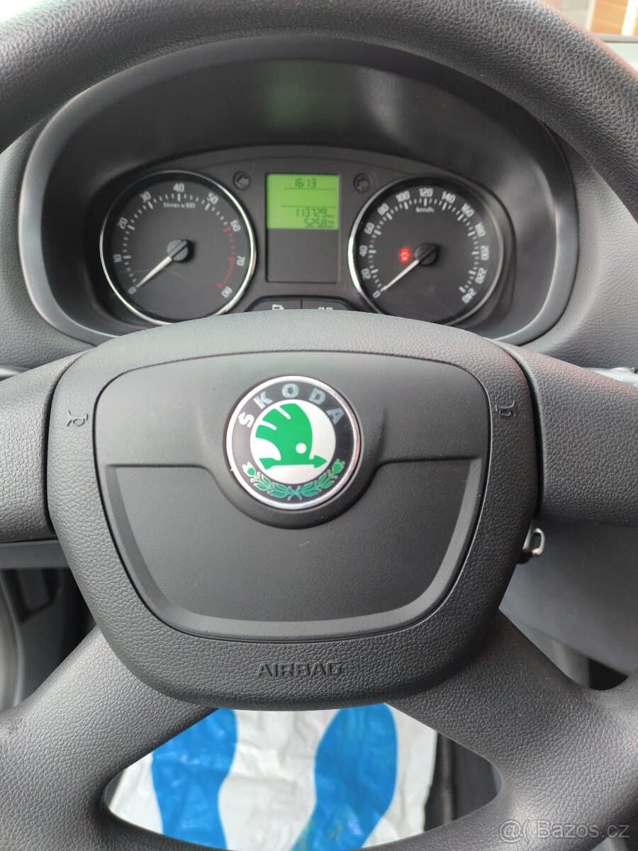 2010 Škoda FABIA - 12