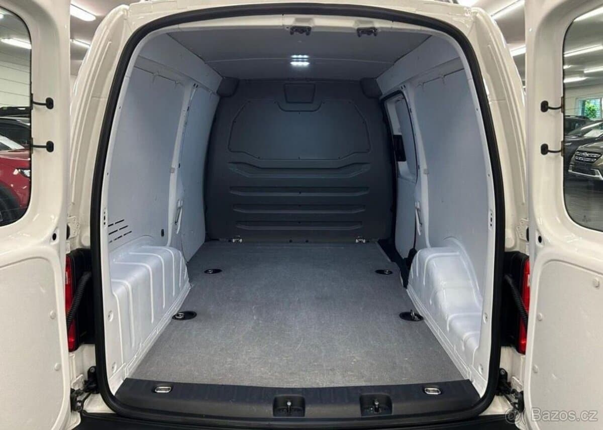 2020 Volkswagen CADDY - 12