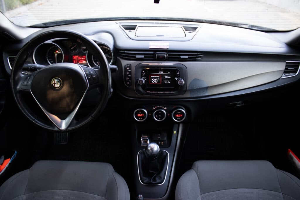 2015 Alfa Romeo GIULIETTA - 12