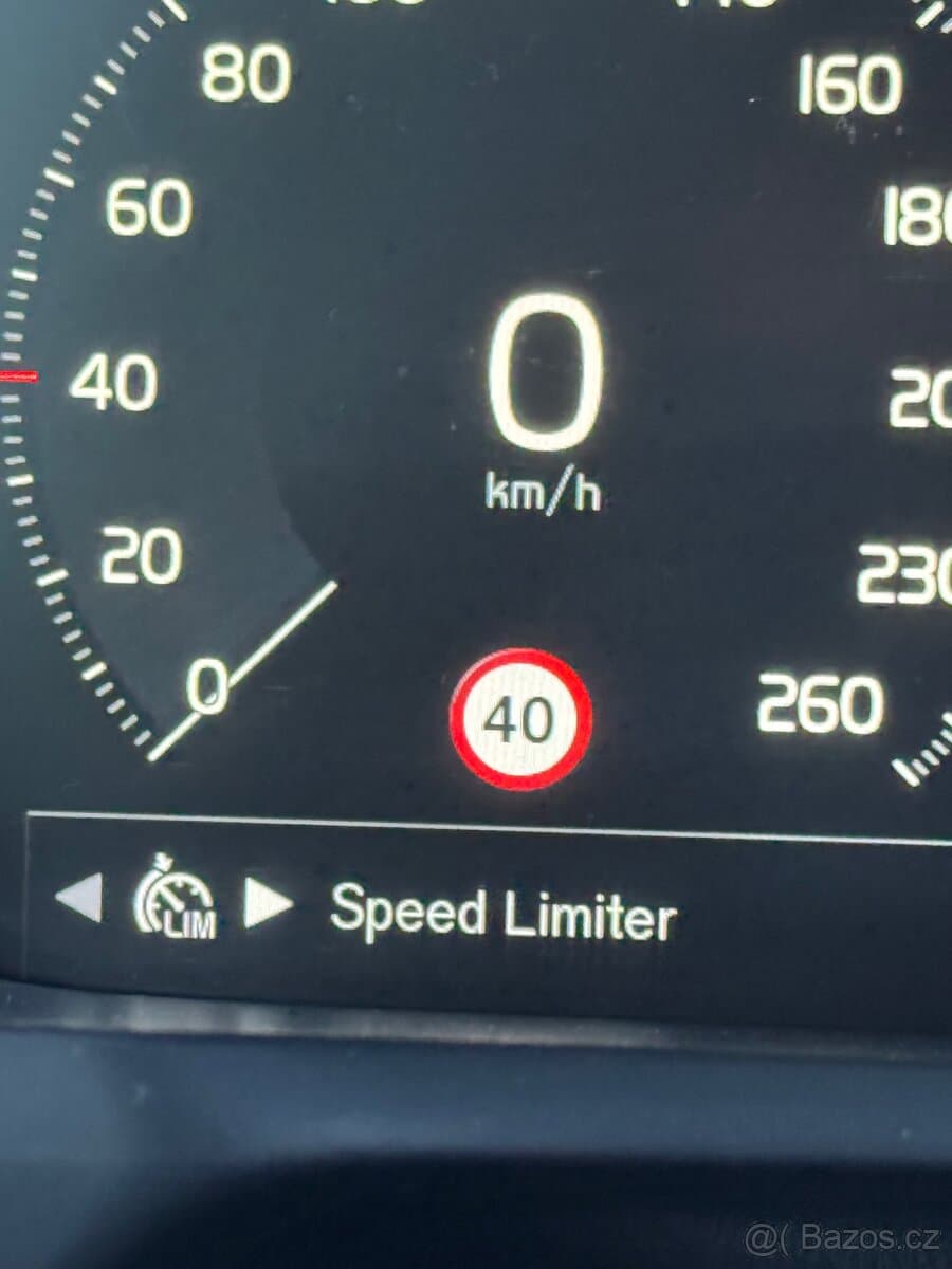 Volvo XC90 - 12