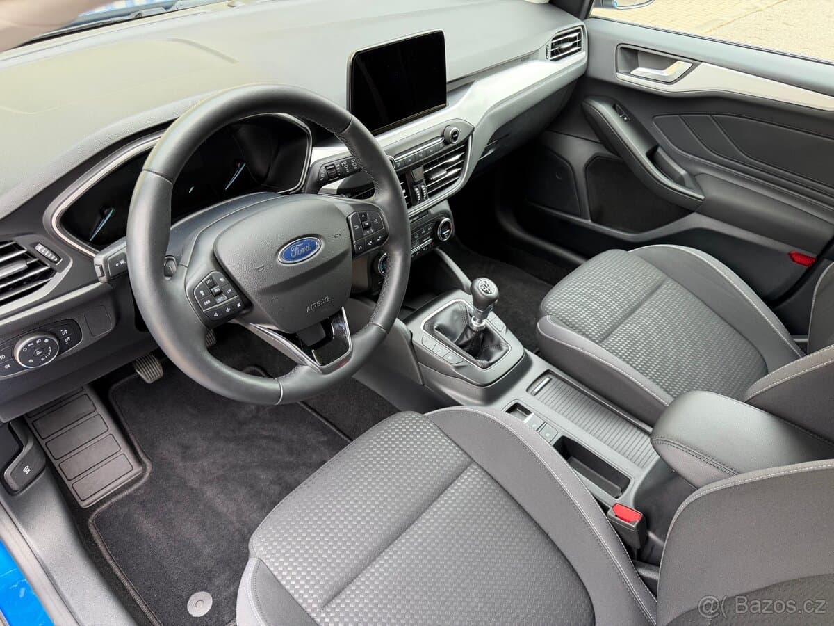 2021 Ford FOCUS - 12
