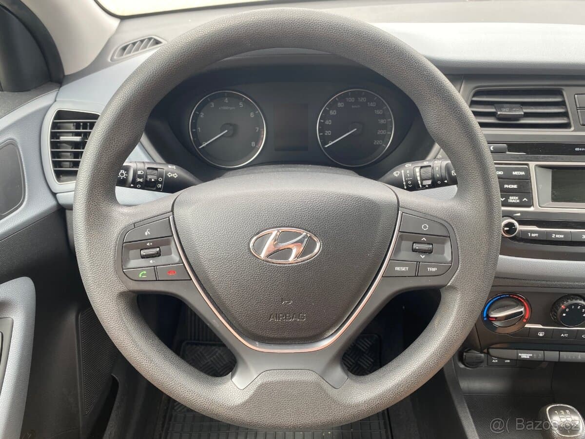 2018 Hyundai i20 - 12