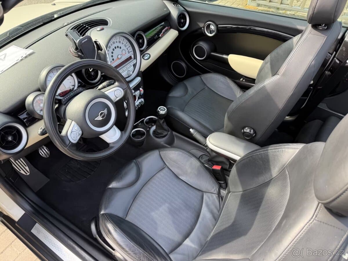 2010 Mini COOPER - 12