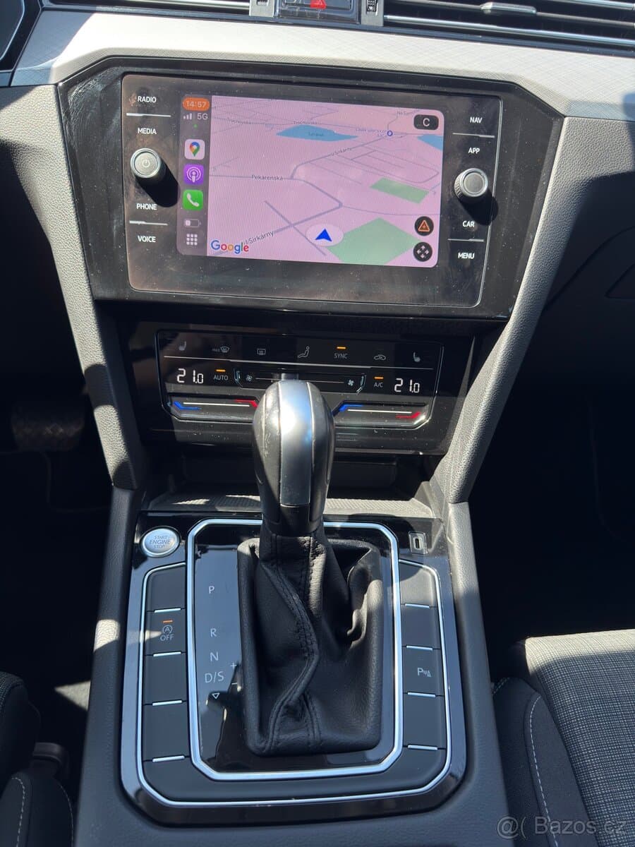 2020 Volkswagen PASSAT - 12