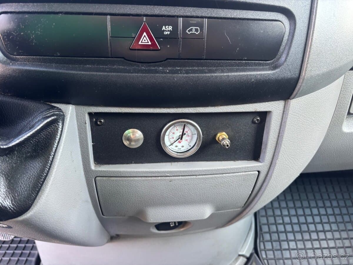2013 Mercedes-Benz SPRINTER - 12
