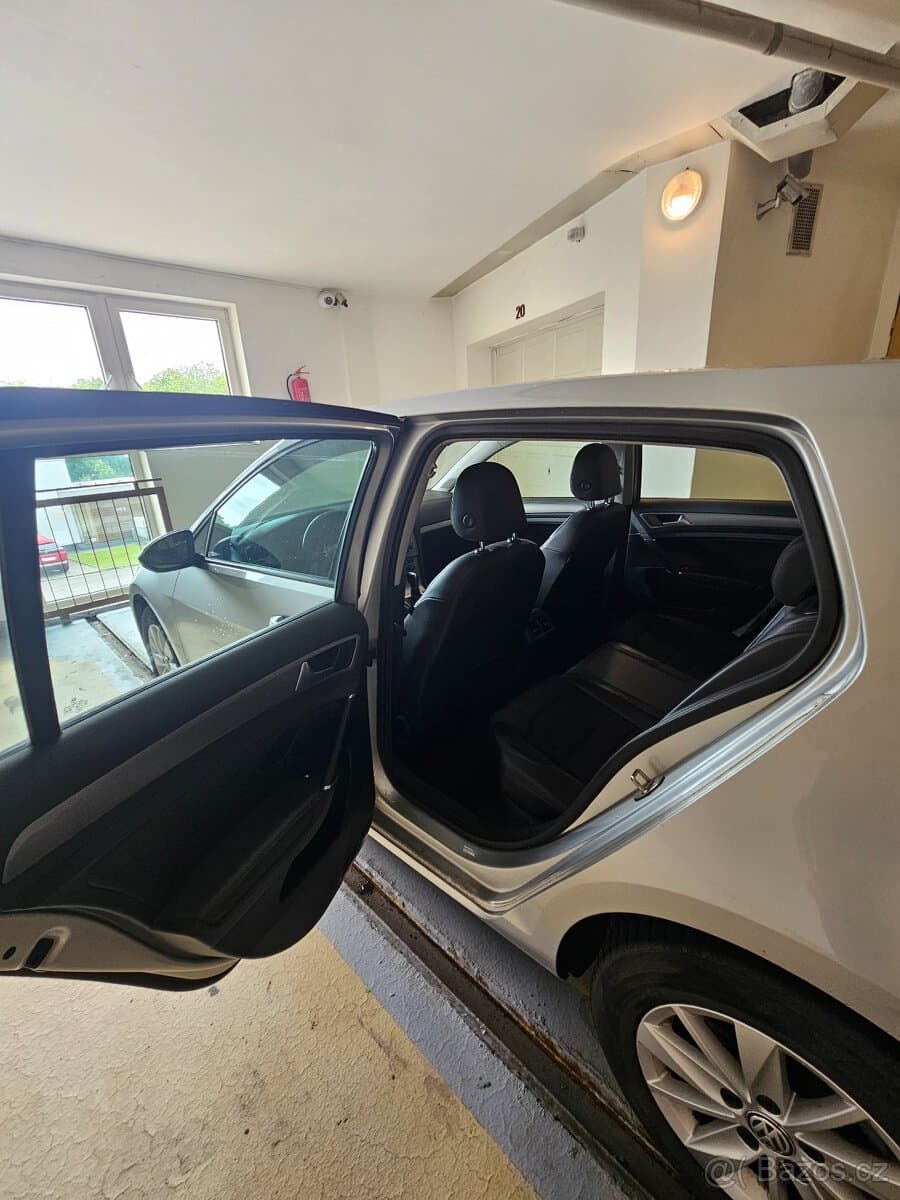 2014 Volkswagen GOLF - 12
