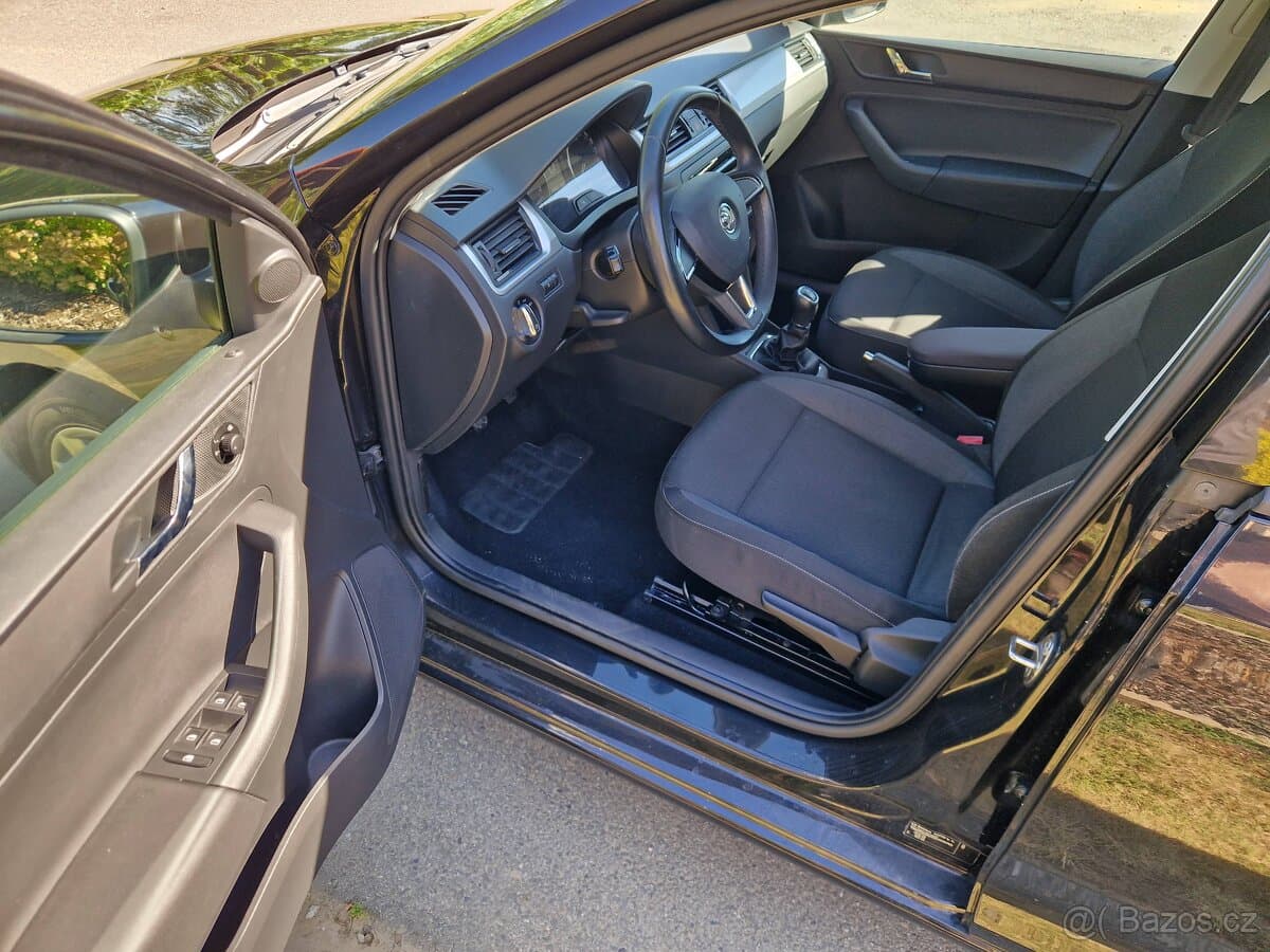 2013 Škoda RAPID - 12