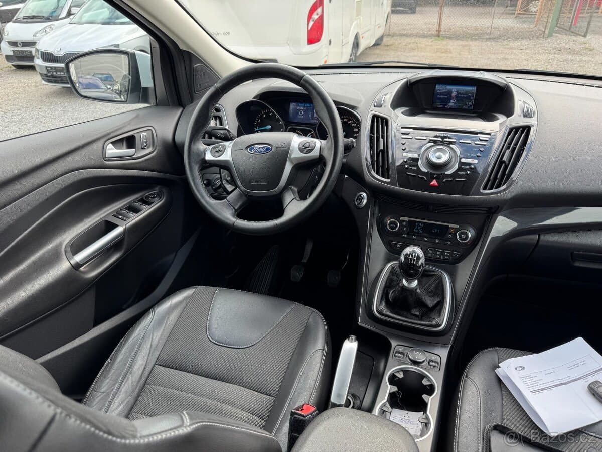 2015 Ford KUGA - 12