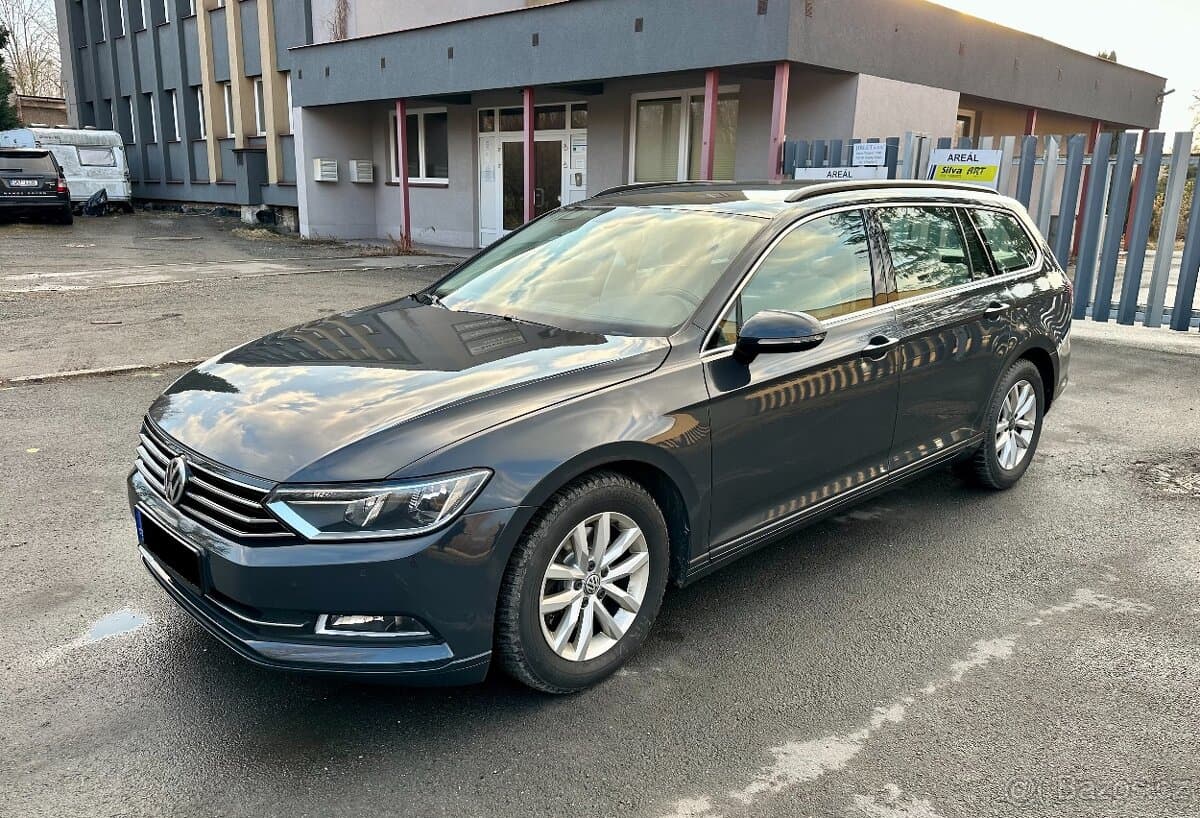 2015 Volkswagen PASSAT - 12