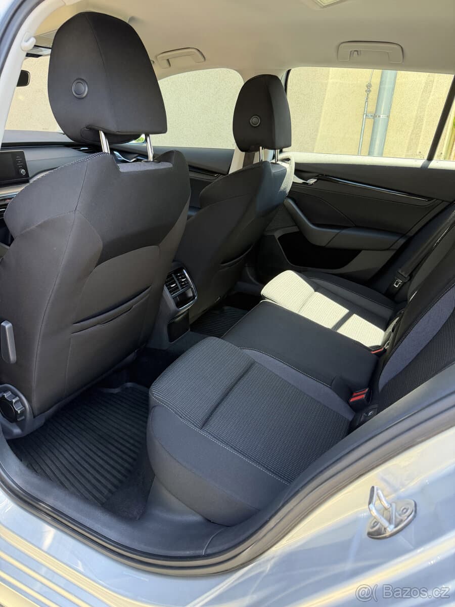 2023 Škoda OCTAVIA - 12