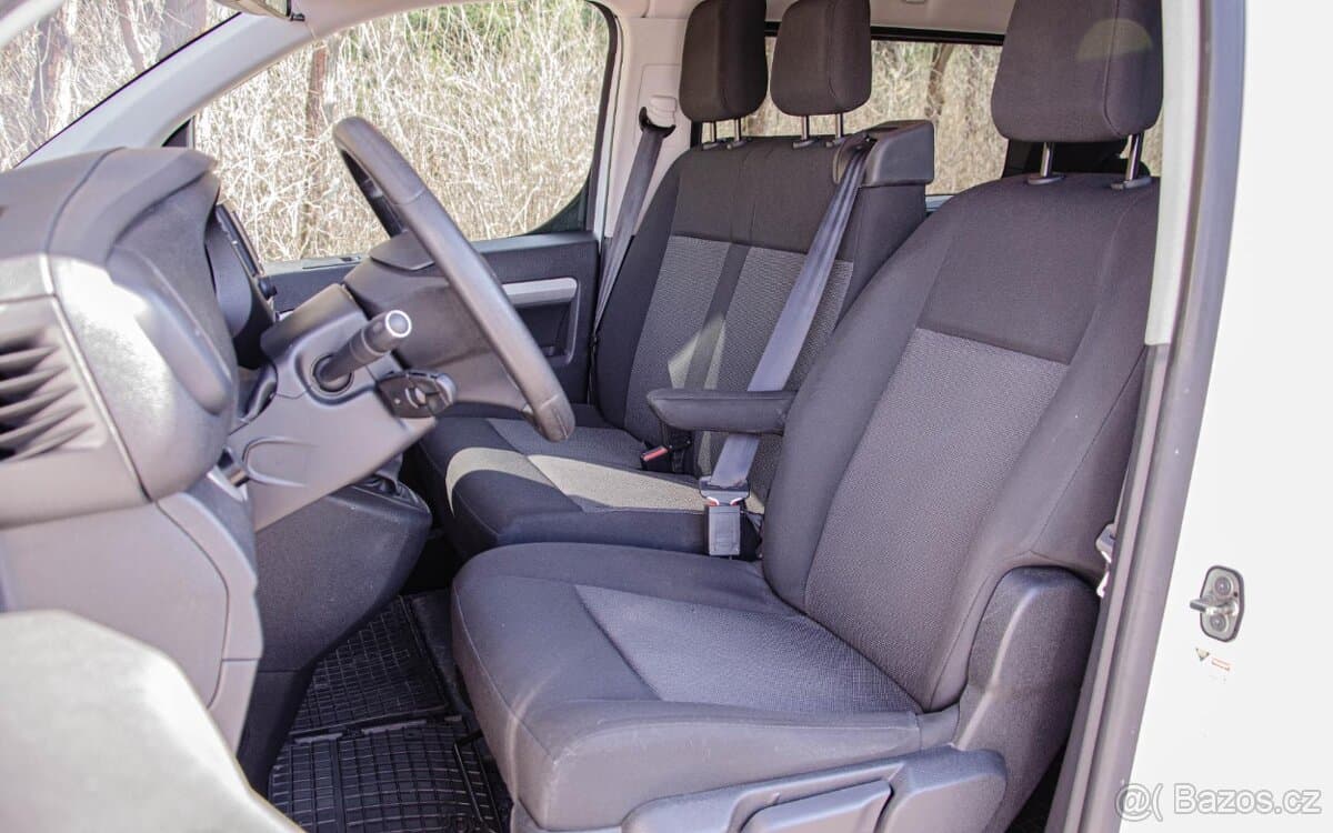 2021 Peugeot TRAVELLER - 12
