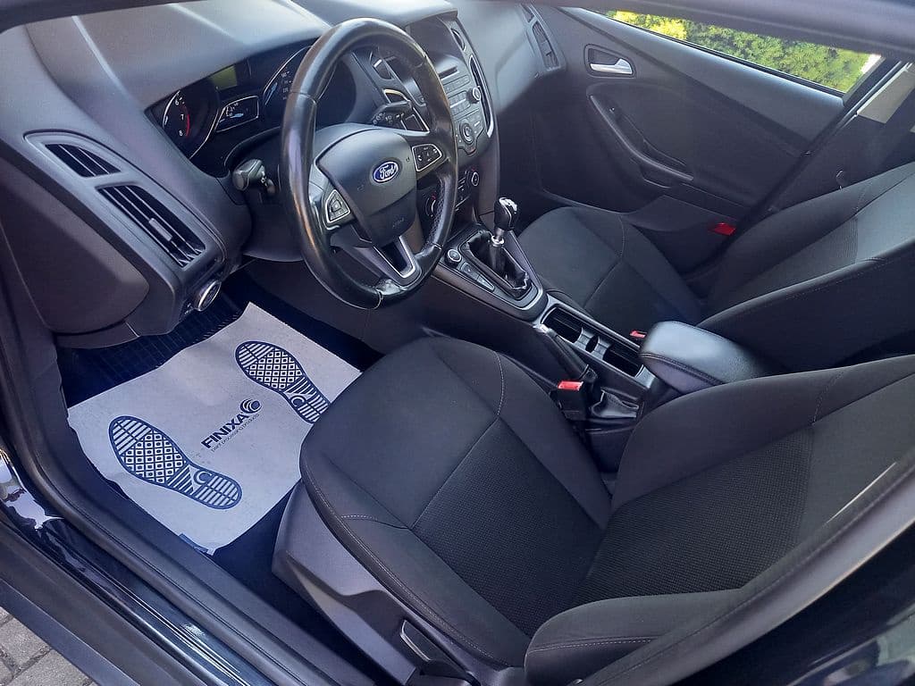 2015 Ford FOCUS - 12