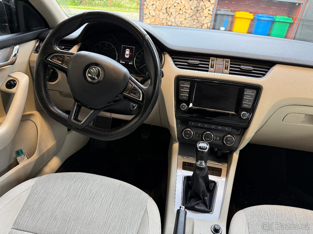 2015 Škoda OCTAVIA - 12