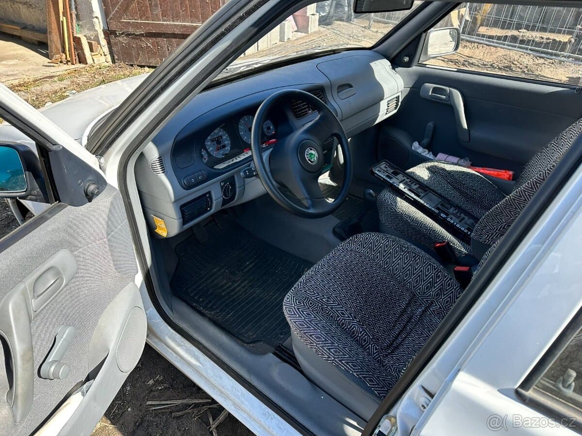 Škoda FELICIA - 12