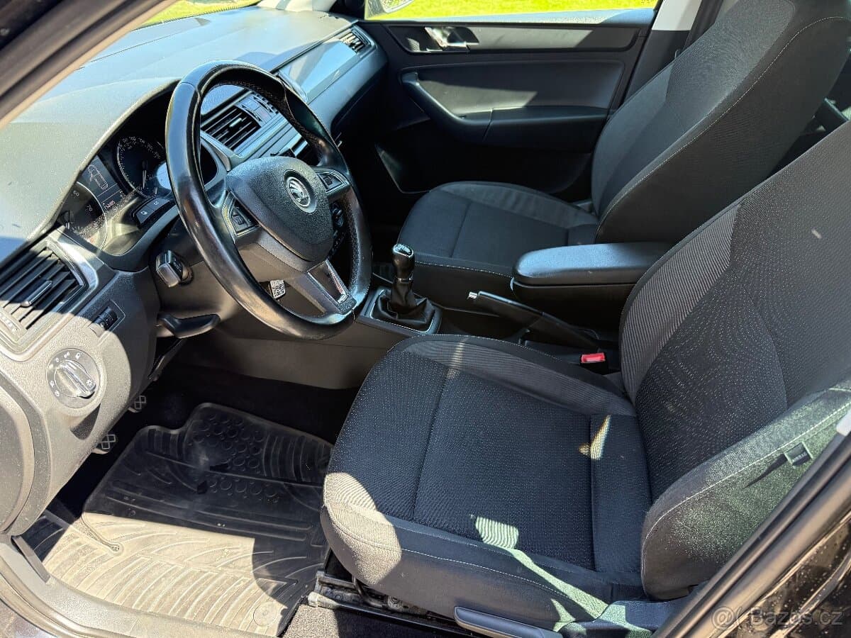 2014 Škoda RAPID - 12