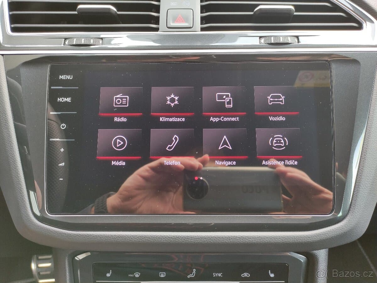 2021 Volkswagen TIGUAN - 12