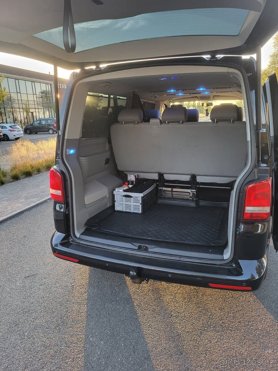 2014 Volkswagen CARAVELLE - 12