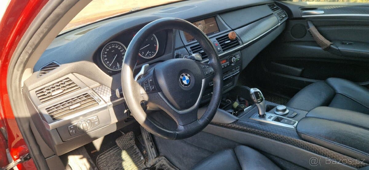 BMW X6 - 12