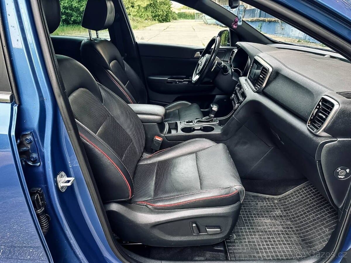 2019 Kia SPORTAGE - 12