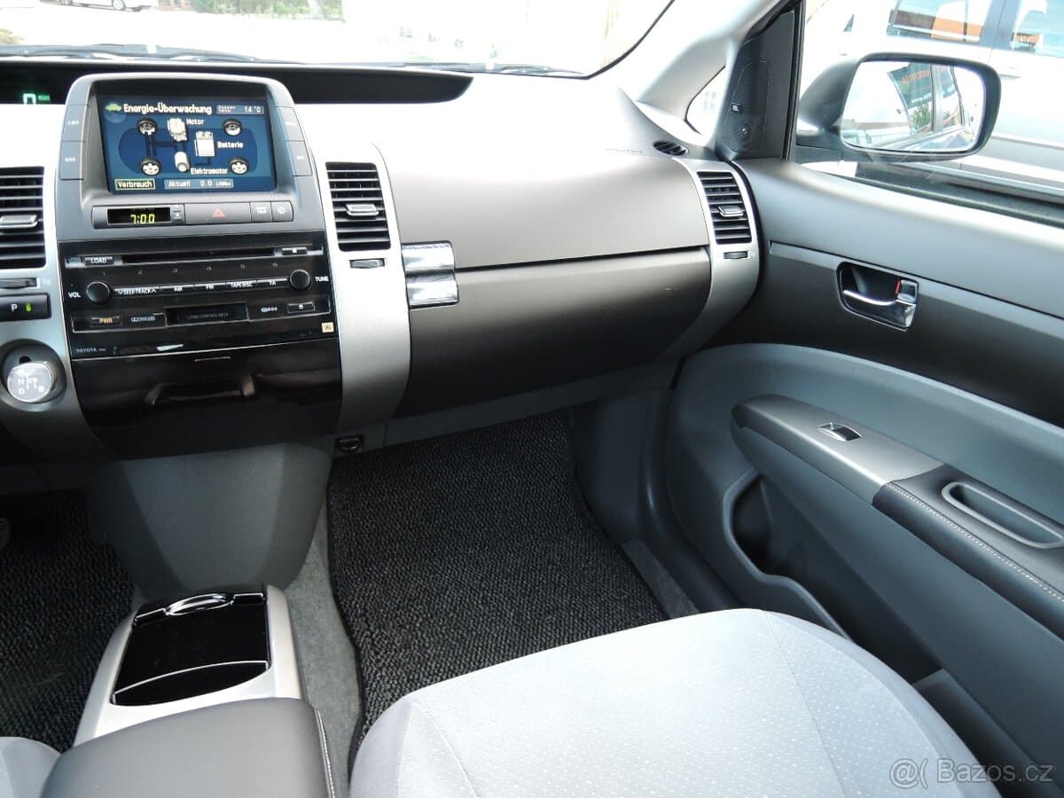 2005 Toyota PRIUS - 12