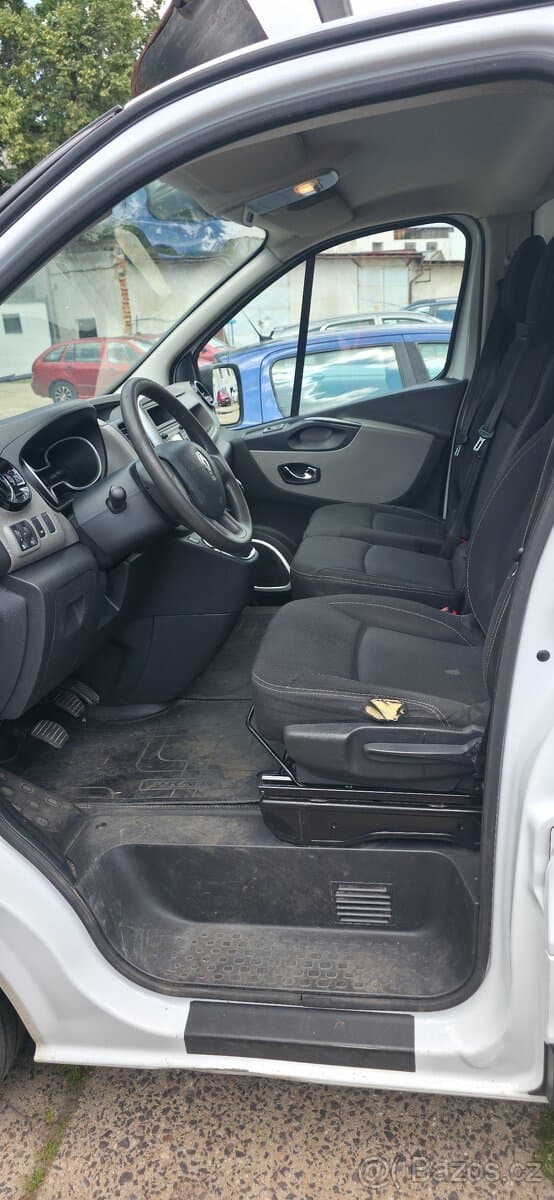 2019 Renault TRAFIC - 12