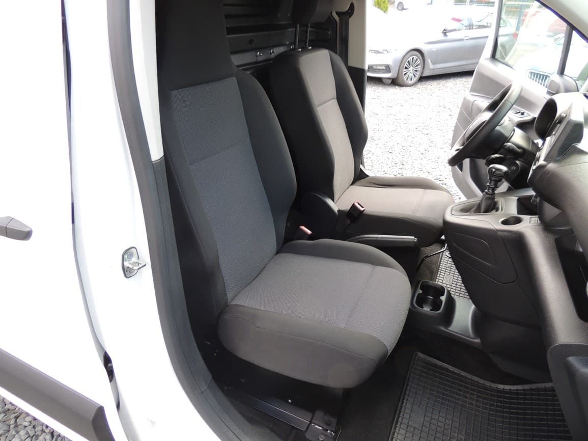 2023 Fiat DOBLO - 12