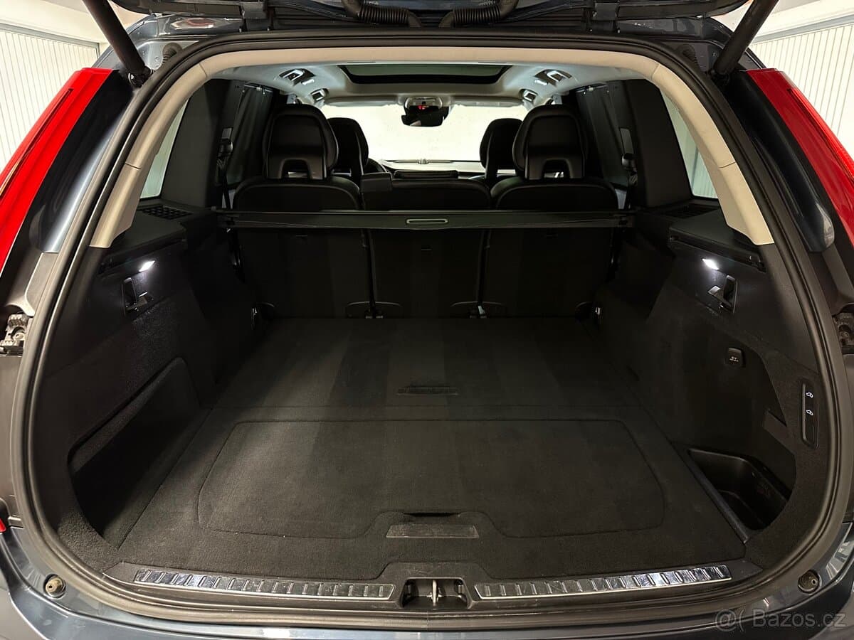 2018 Volvo XC90 - 12
