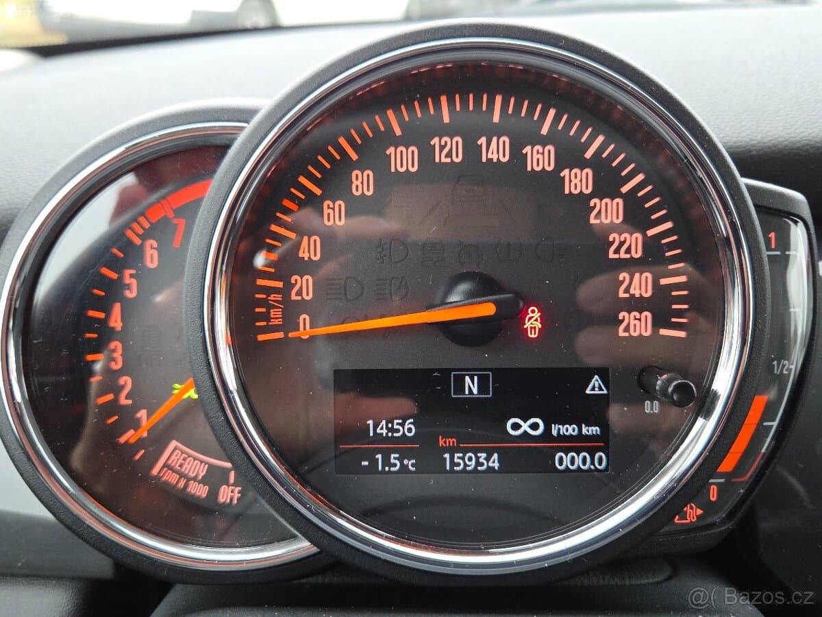 2022 Mini ONE - 12