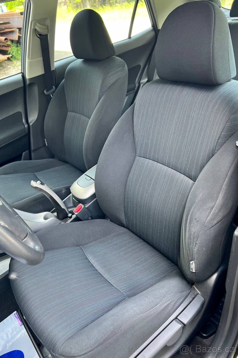 2008 Toyota AURIS - 12