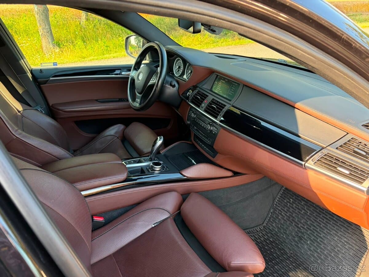 BMW X6 - 12