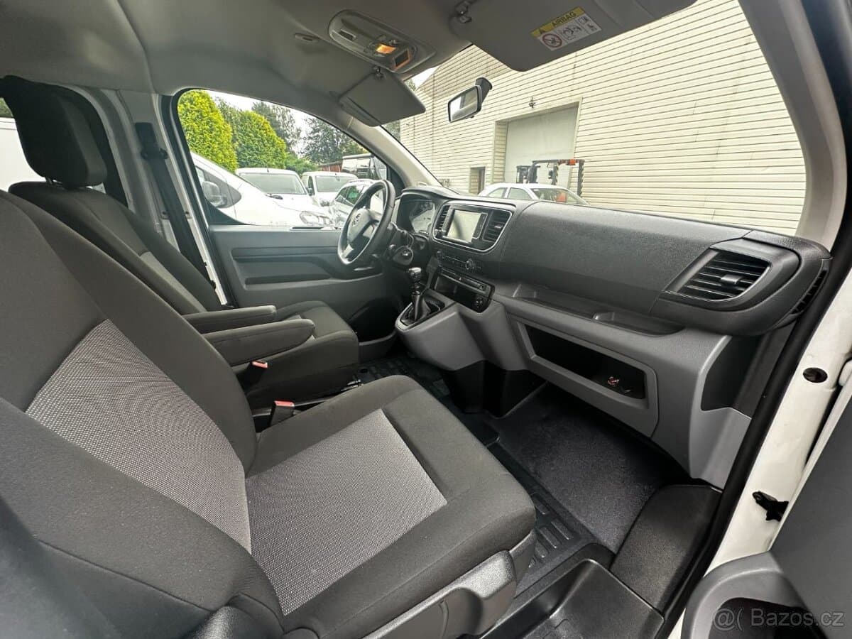 2022 Opel VIVARO - 12