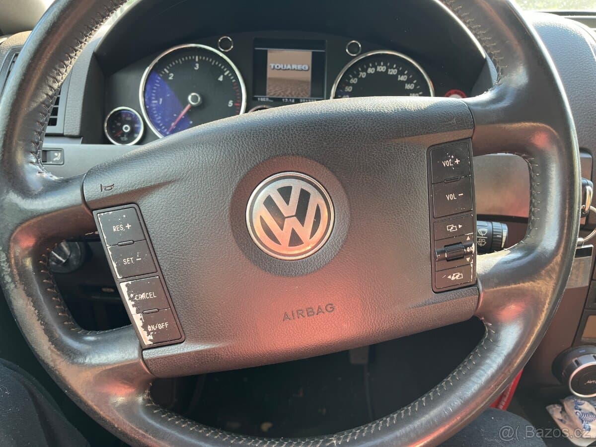 2004 Volkswagen TOUAREG - 12