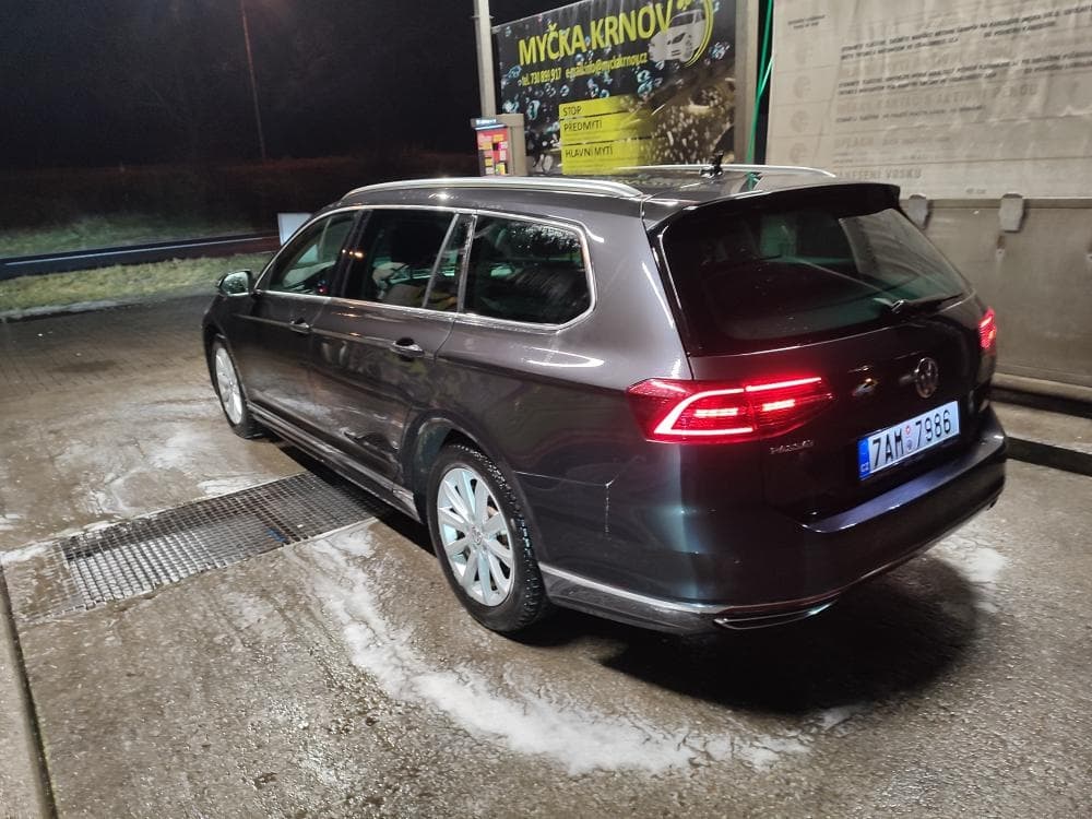 2019 Volkswagen PASSAT - 12