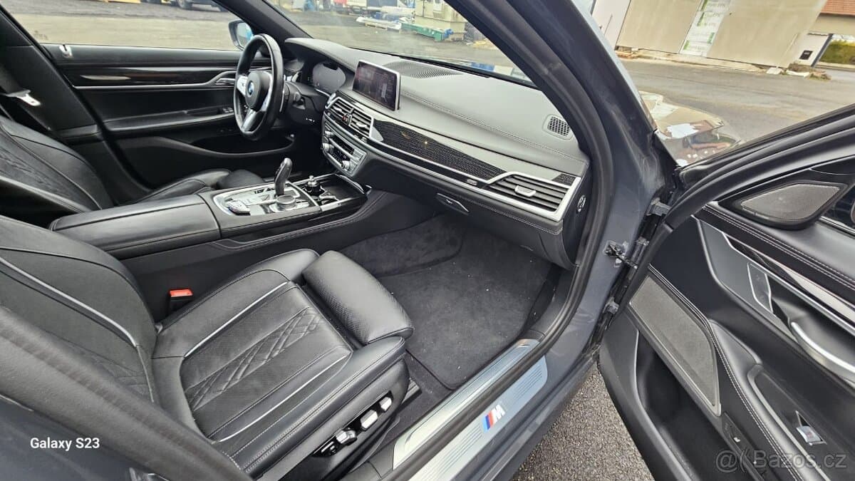 2019 BMW 7-SERIES - 12