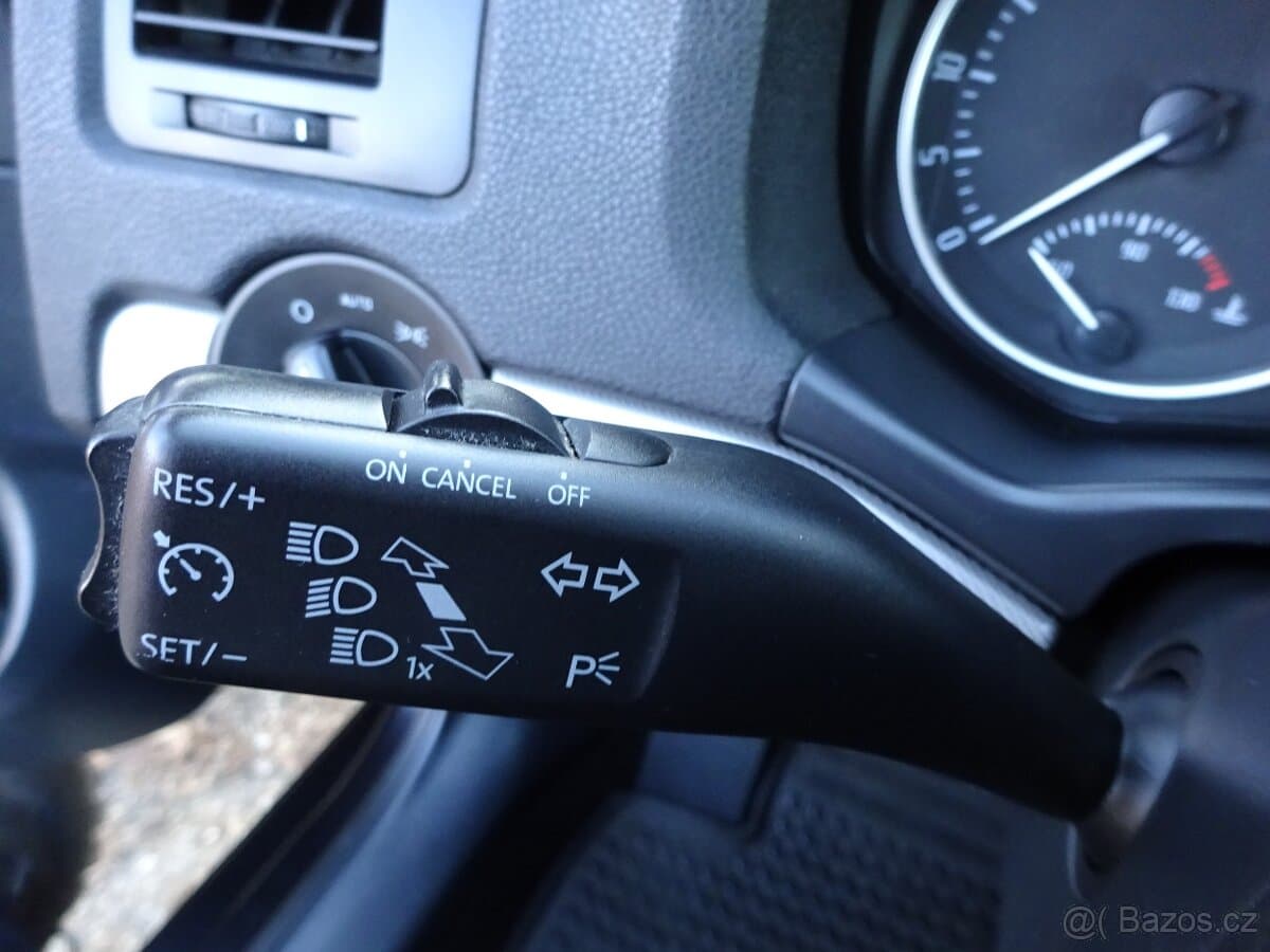 2012 Škoda OCTAVIA - 12