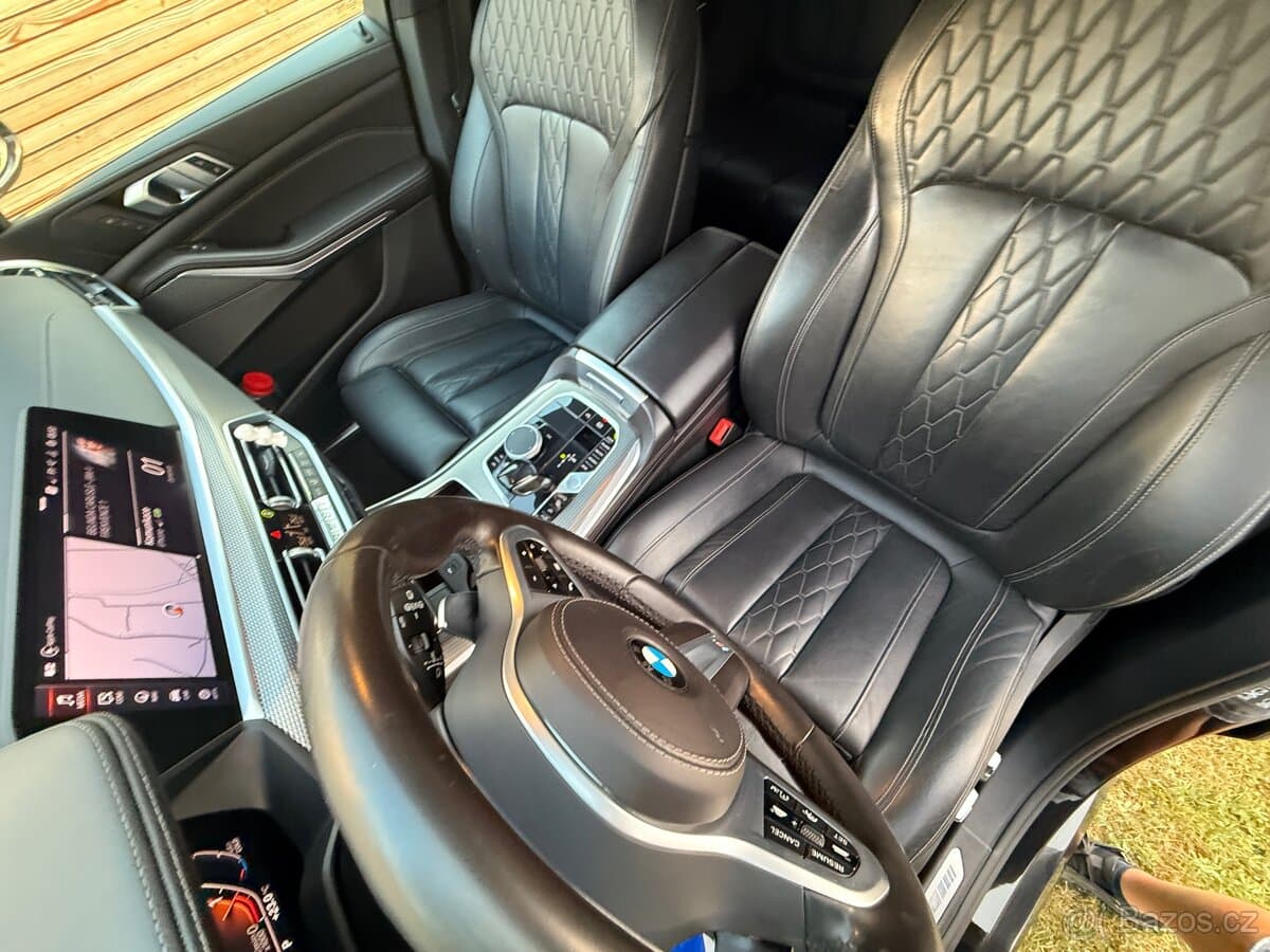 2020 BMW X5 - 12
