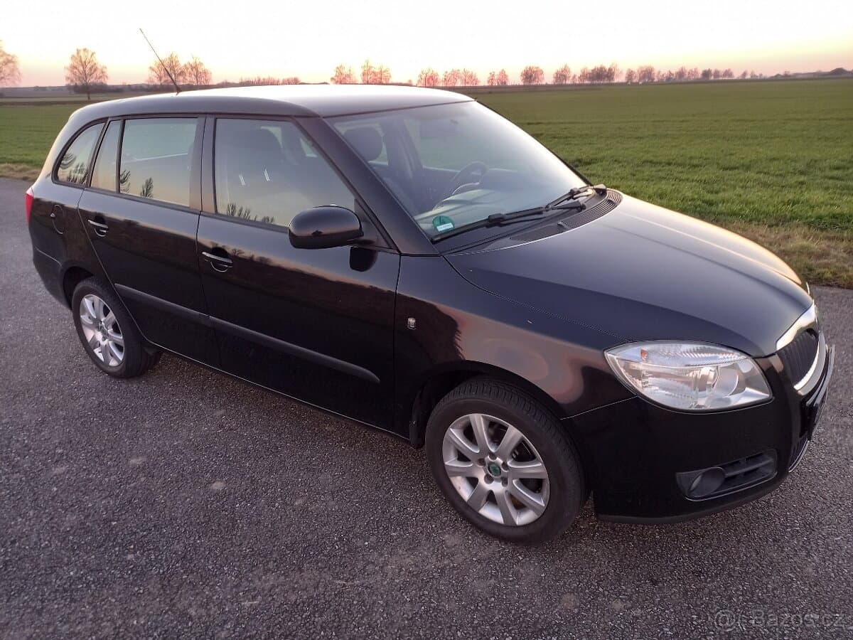 2010 Škoda FABIA - 12