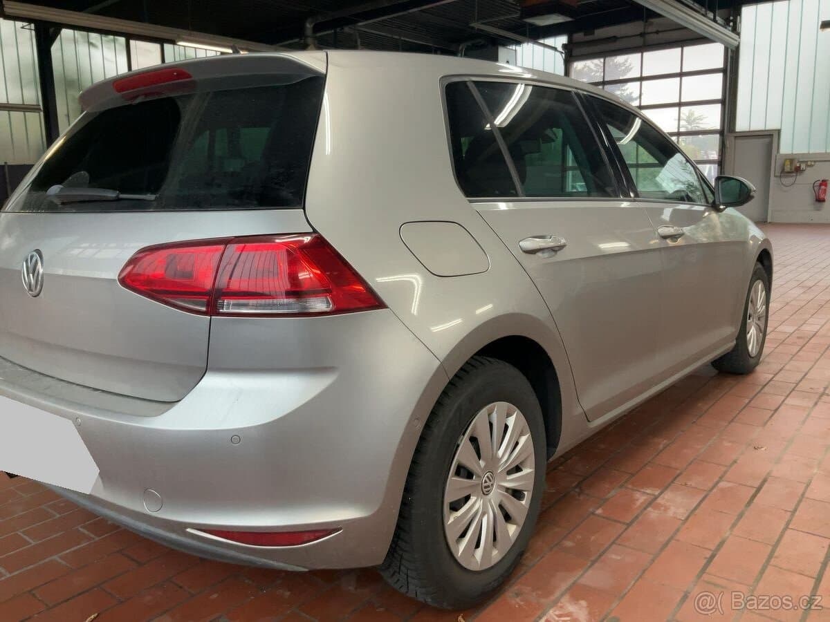 2013 Volkswagen GOLF - 12